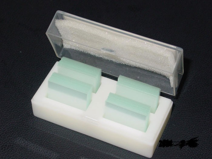 170-series-cover-glass__97069-1.jpg Silver Slide Cover 22*22/غطاء شرائح علبة 200 - Image 1