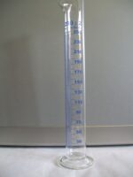 Cylinder 250ml/ مخبار زجاجي مدرج 250مل ألماني - Image 2